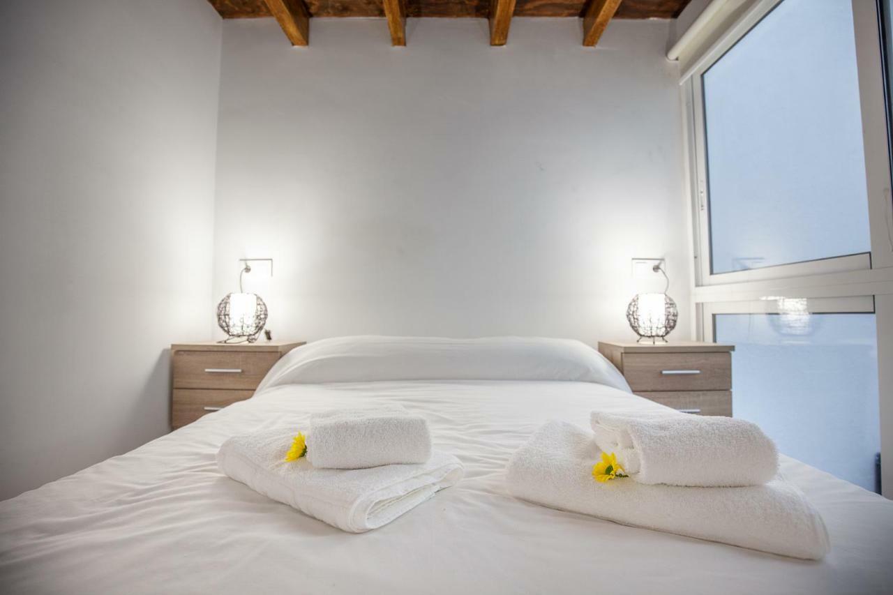 Pasaje Amores Iz. - Tranquilidad Y Vida Cultural En Centro Sevilla 4Px Sevilha Exterior foto
