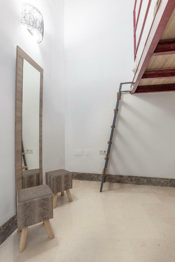 Pasaje Amores Iz. - Tranquilidad Y Vida Cultural En Centro Sevilla 4Px Sevilha Exterior foto